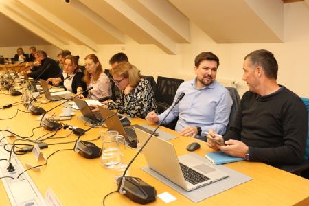 12 REDNA SEJA OBČINSKEGA SVETA 04 FOTO LJUBO VUKELIČ